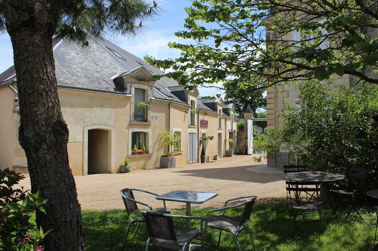 Hotel & Spa Chai De La Paleine Le Puy-Notre-Dame Екстериор снимка